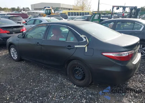 2015 Toyota Camry Hybrid Le z USA, uszkodzony, nr VIN 4T1BD1FK0FU145824